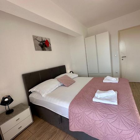 Apartmani Josipa Baška Voda Εξωτερικό φωτογραφία